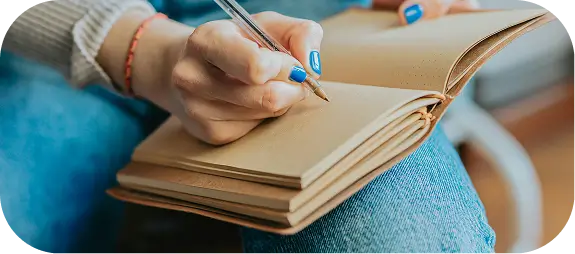 Journaling for mental health therapy and personalized wellness planning.